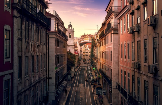 Exploring the Benefits of Studying in Portugal